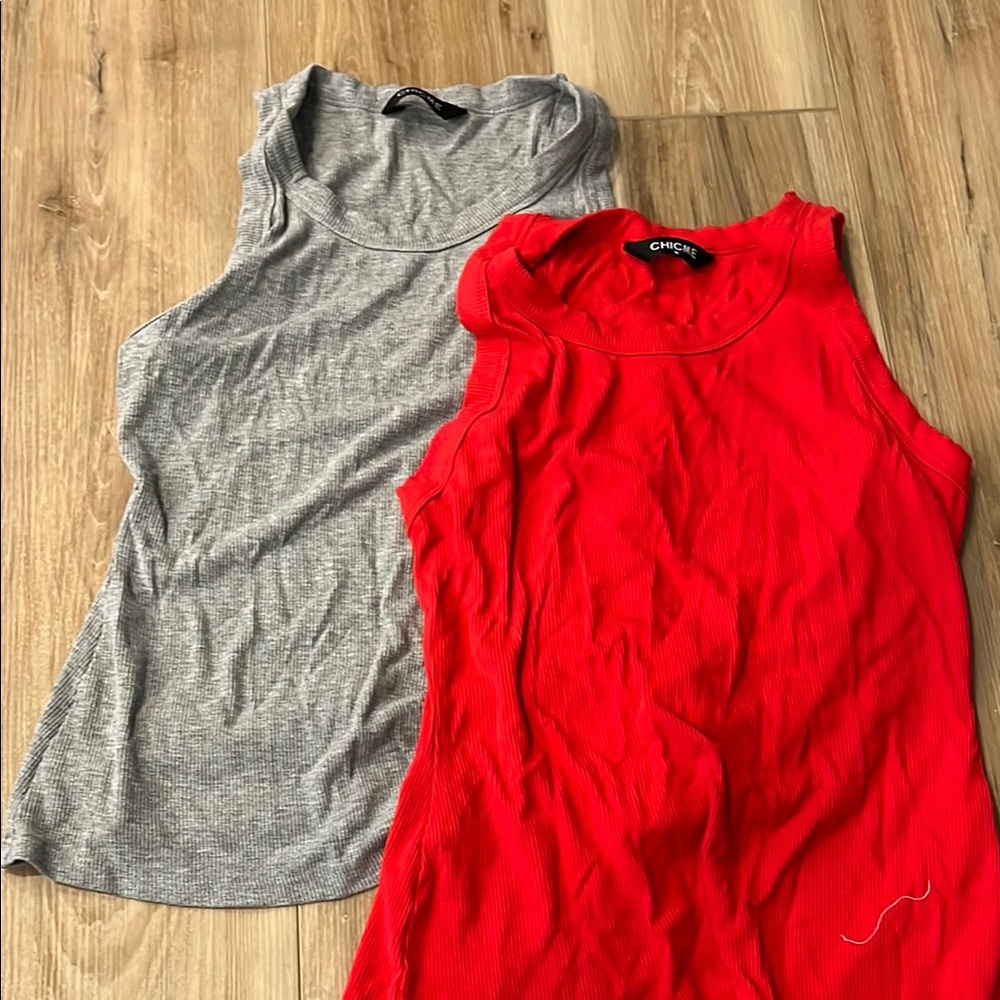 chic Womens Ribbed Tank Top - Red and Gray